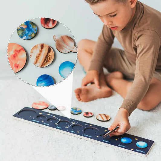 Puzzle sistema solar Montessori.